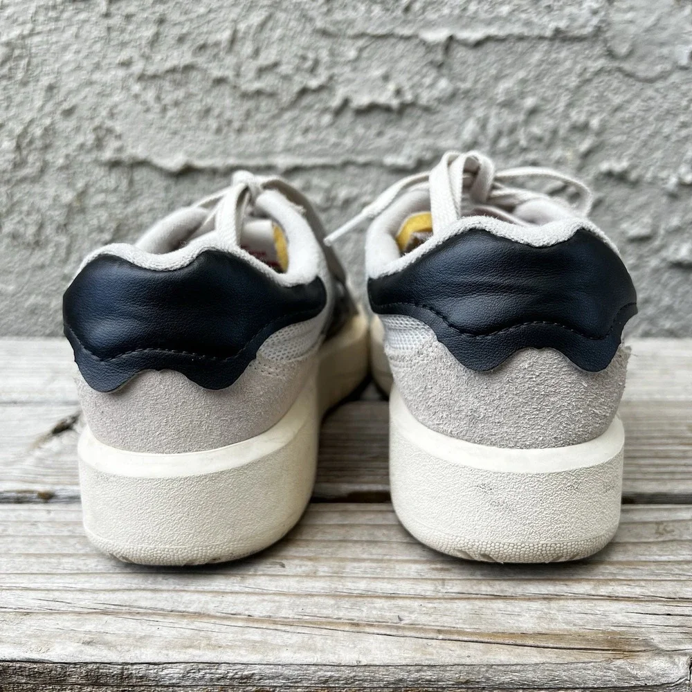 New Balance Shoes Women Size 6.5 Men Size 5 CT302 White (Beige) Suede Platform